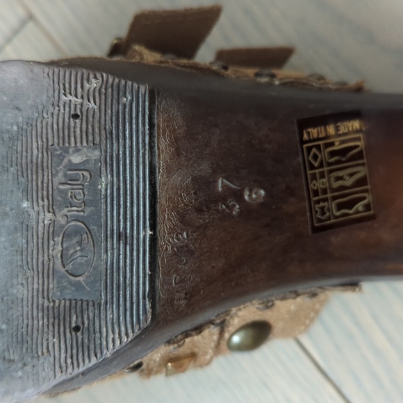 Suede heeled clogs size 37/6 - Picture 5 of 11